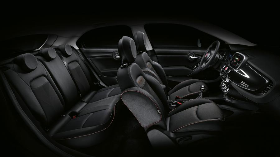 Интерьер Fiat 500X 120° (334) 2019 года  (фото 4 из 19)